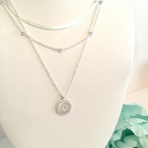 Boho Multilayer Medallion Chain Necklace - Picture 9 of 9